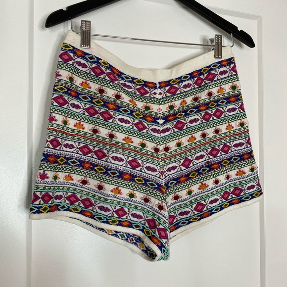 Zara limited Edition Embroidered Short - Picture 6 of 7